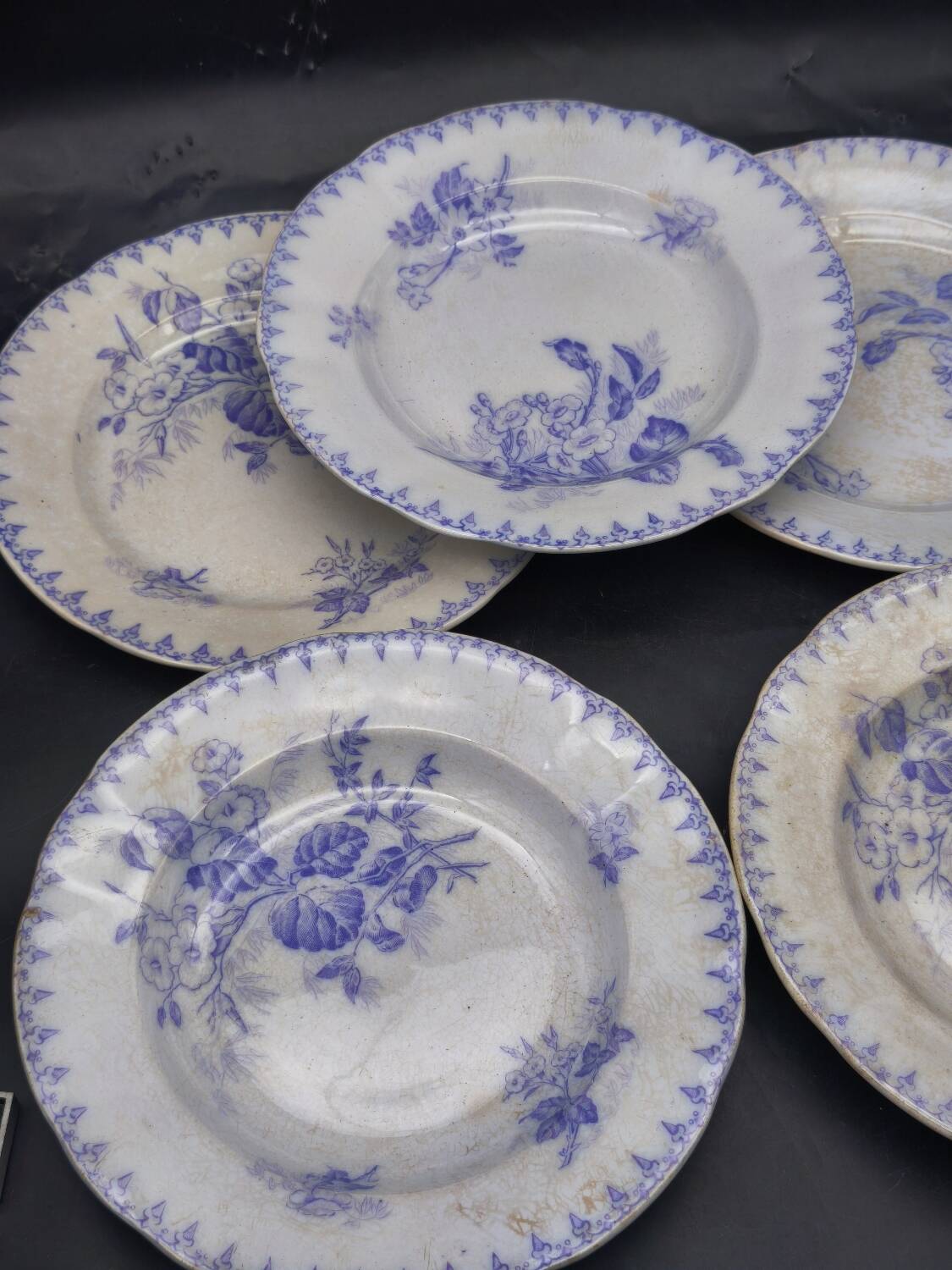 Antique lavender blue plates charm of yesteryear Flore Sarreguemines UC