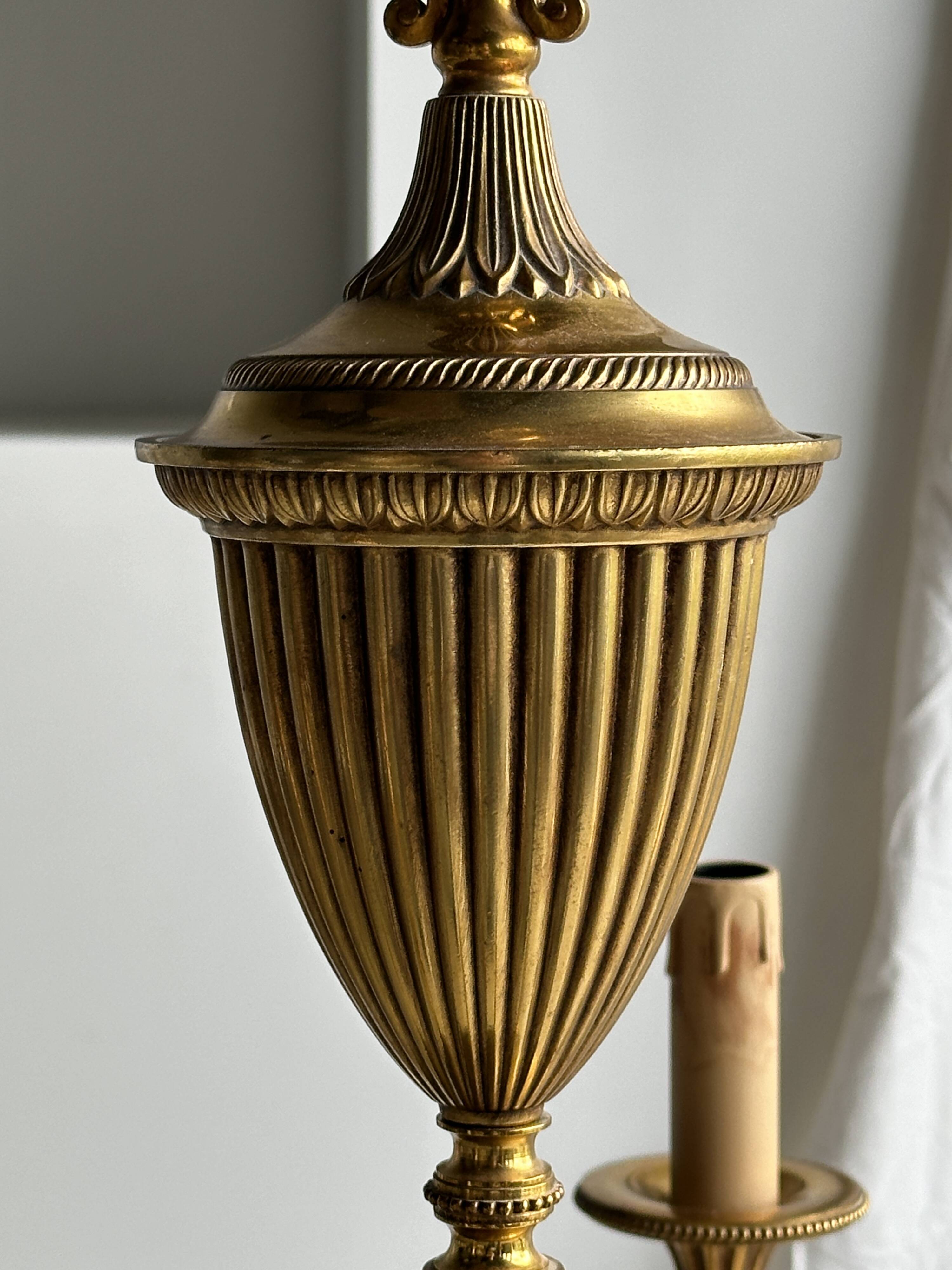 Classic 5-light gold chandelier