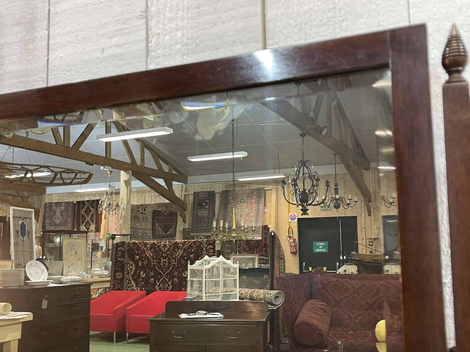 English mahogany dressing table from the early 20th century