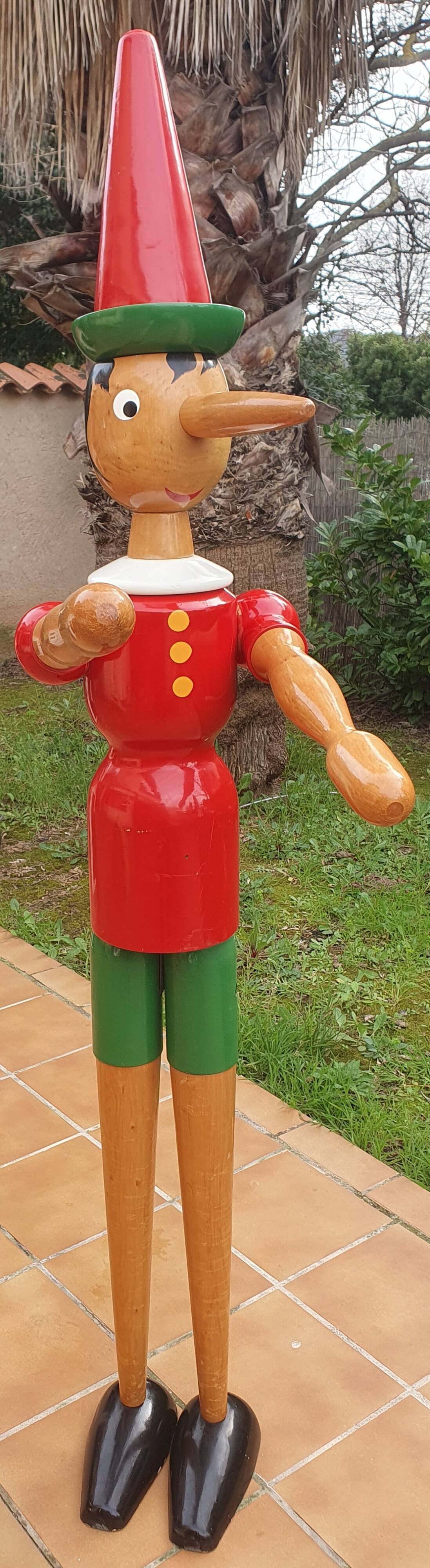 Vintage wooden Pinocchio, 1.87m tall, very rare piece.