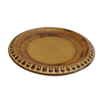 Ceramic plates, designed and made by Danish Ravnild (both stamped and signed)