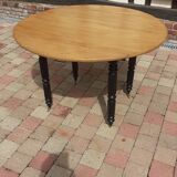 Round table
