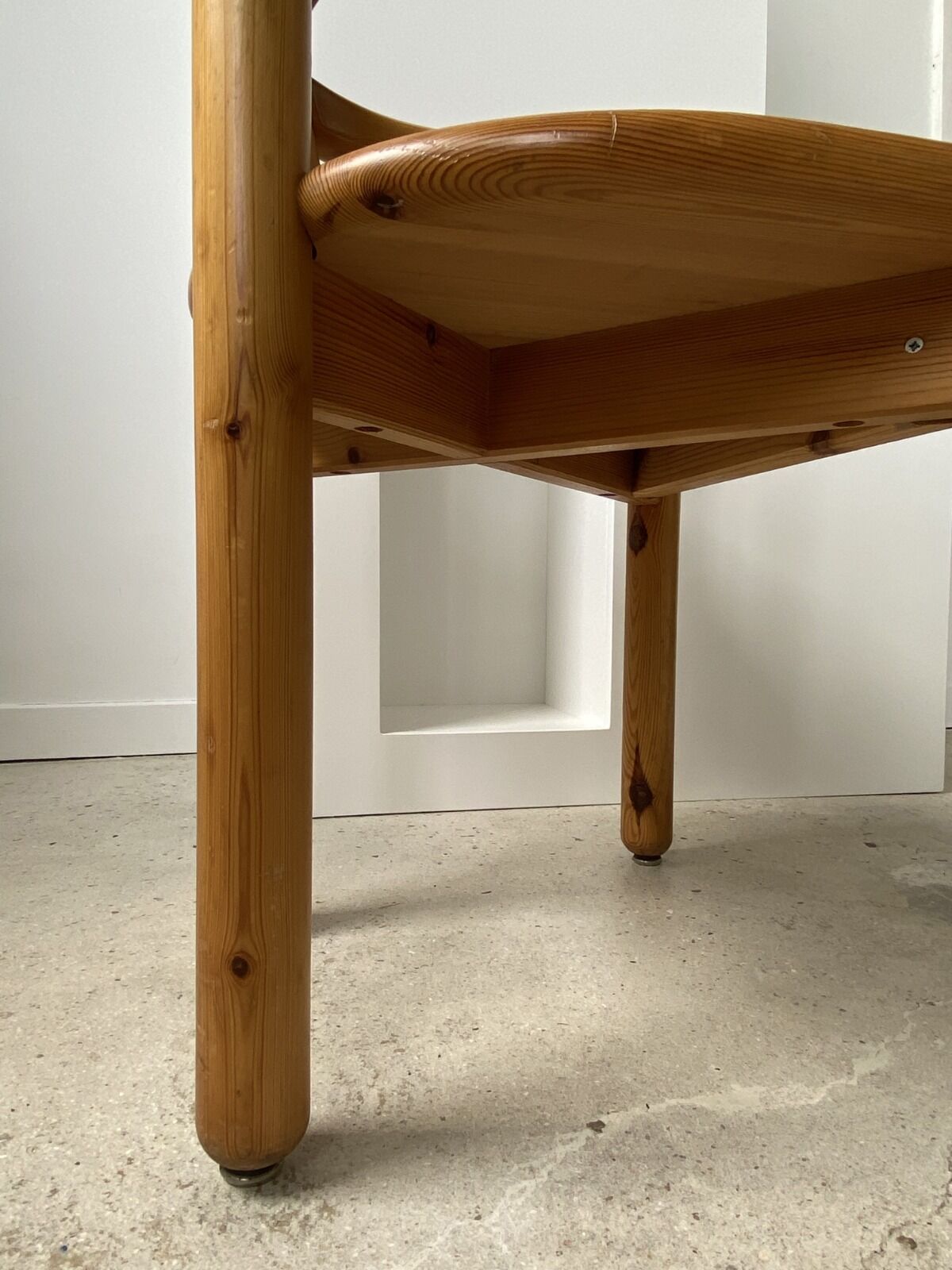 Pine armchair René Daumiller