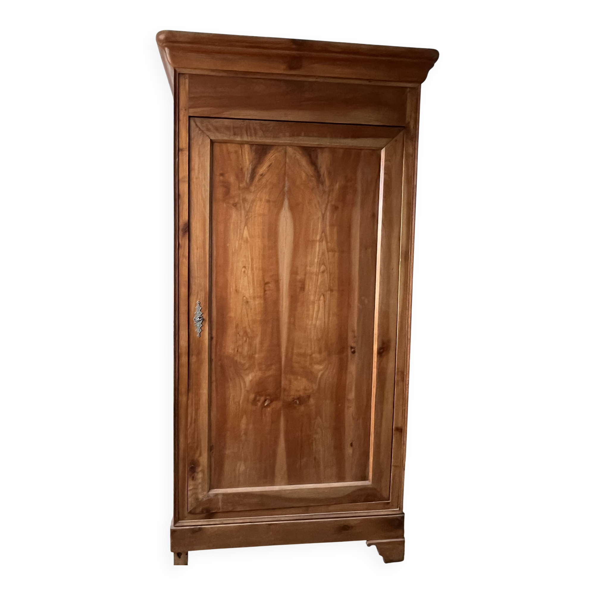 cherry wood bonnetière