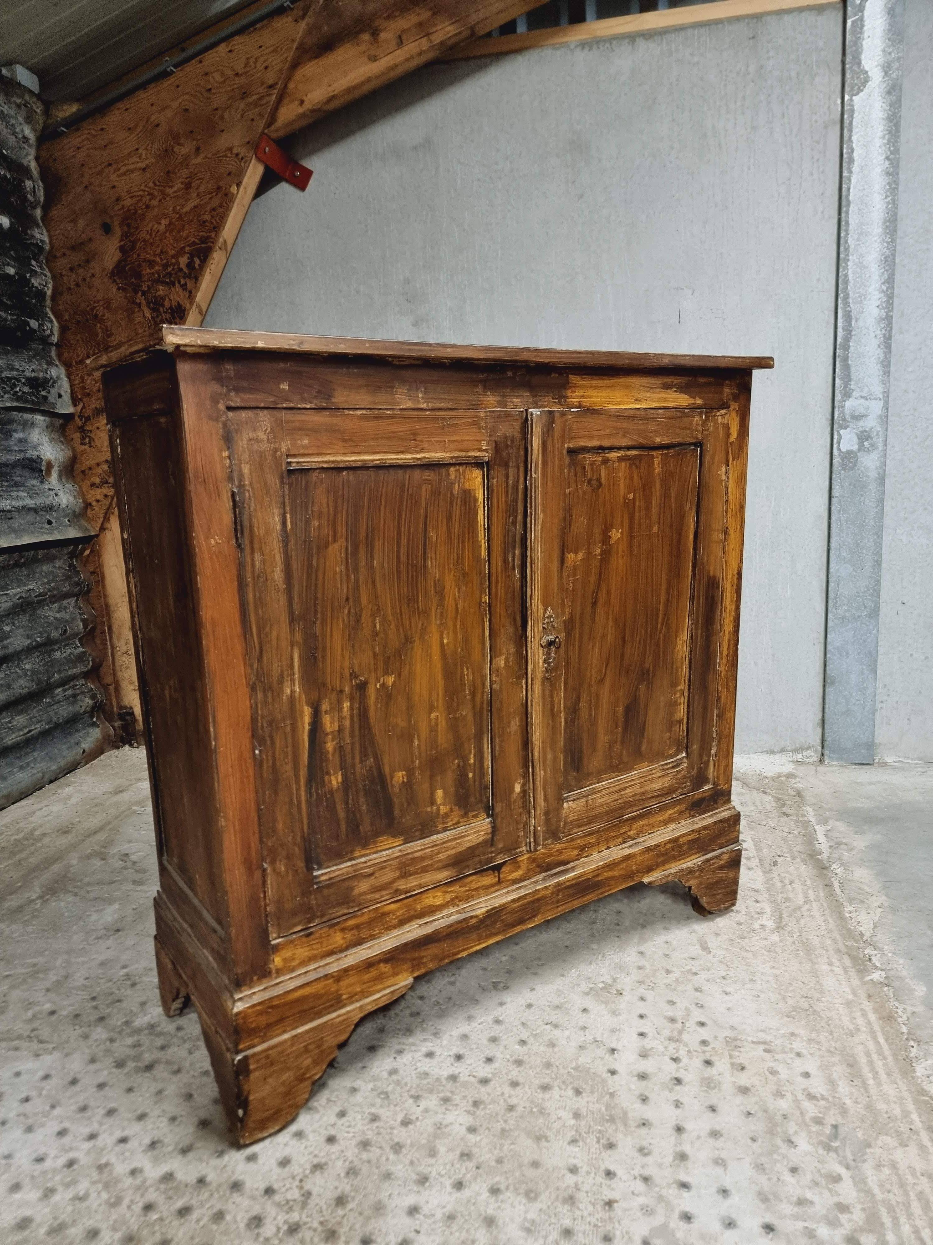 Antique sideboard, farmhouse cabinet, 112x114cm