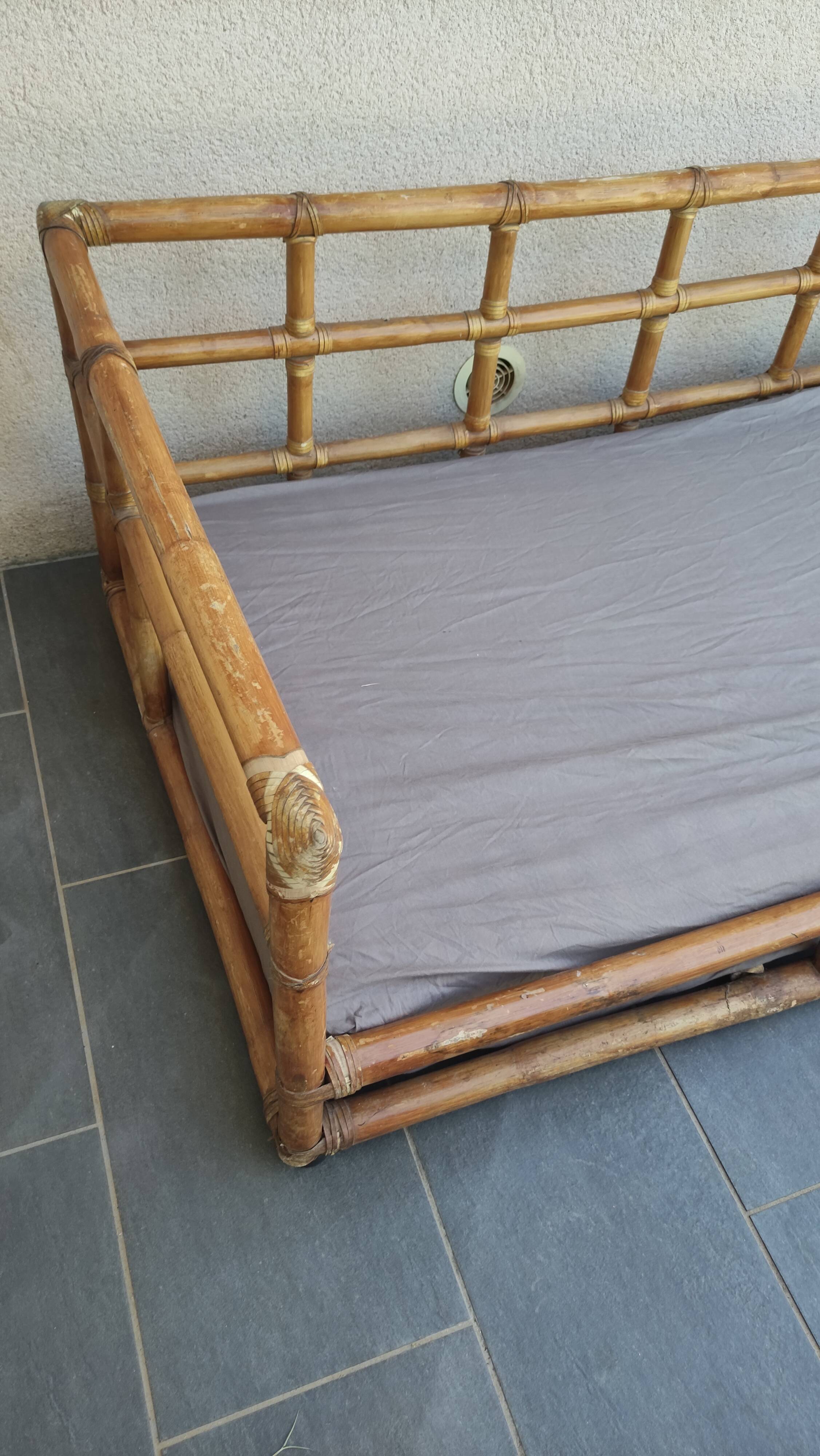 Large vintage rattan sofa bed