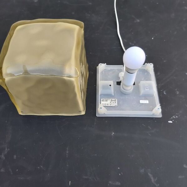 Lampe glaçon verre années 80