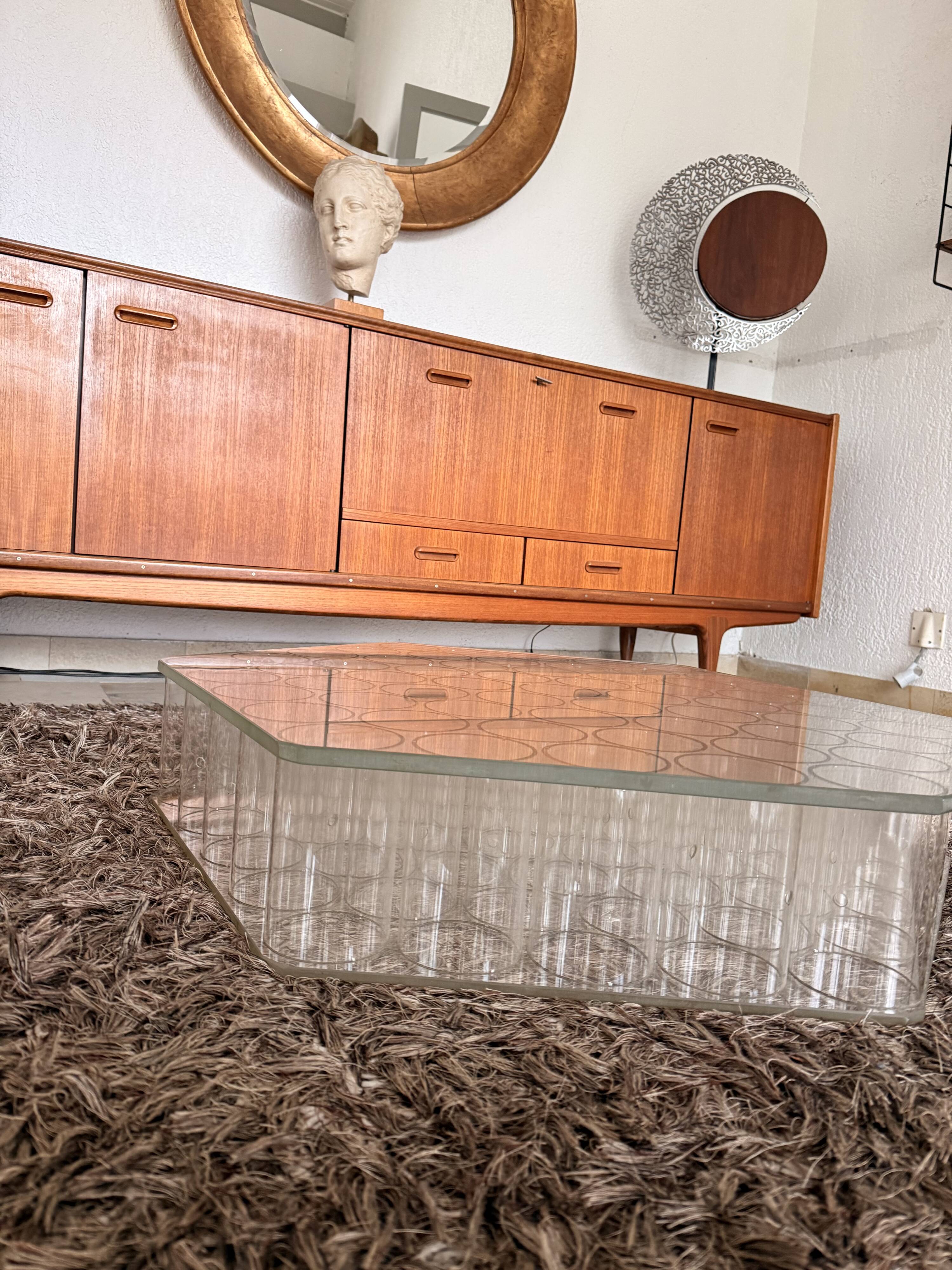Decorative glass element or coffee table