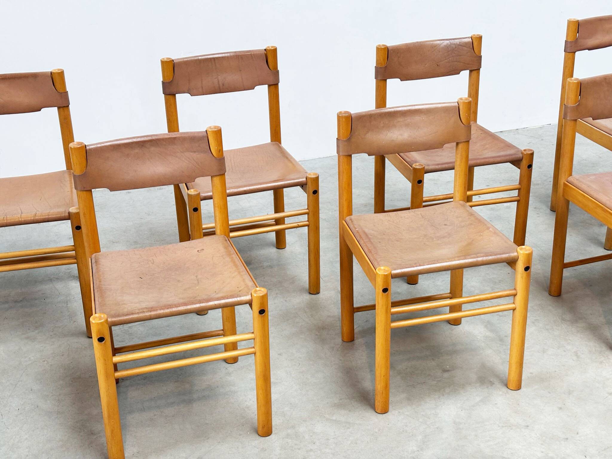 Exceptional set of eight dining chairs by Ibisco Sedie