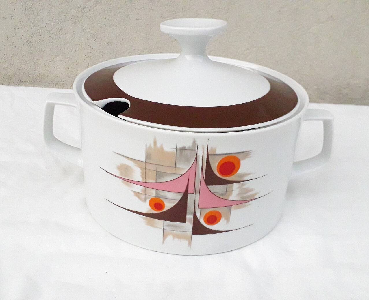 Porcelain vegetable dish 70