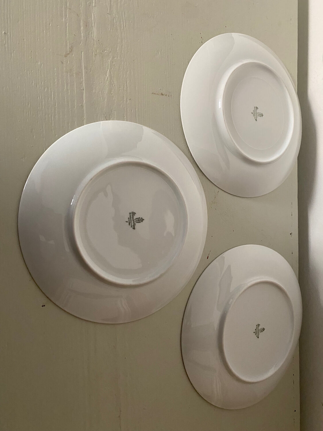 Set of 10 vintage plates