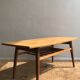 Table basse en teck clair, édition anglaise des années 1960