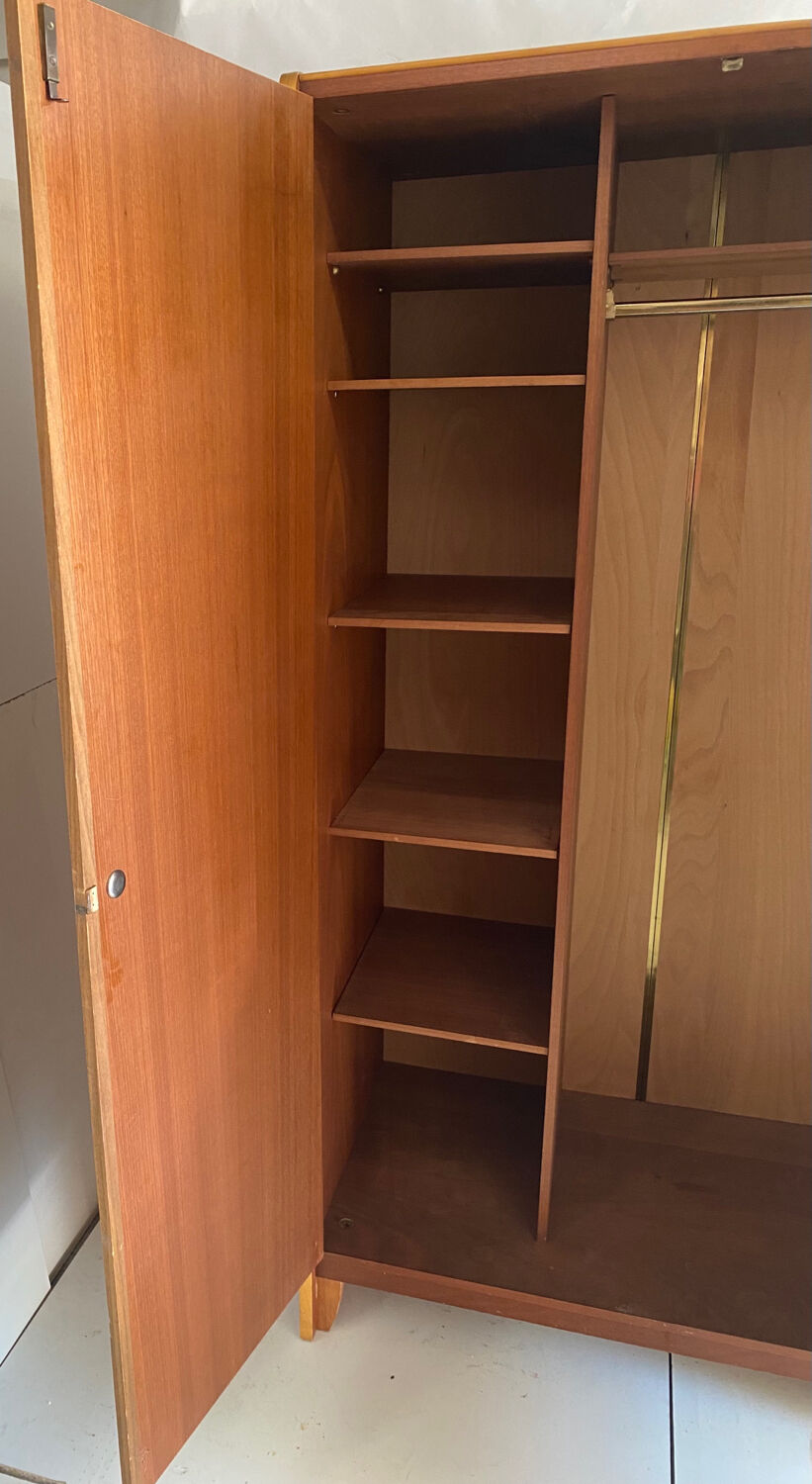 Vintage wardrobe feet compass from 1957