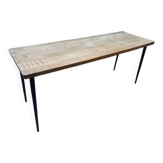 POMAX wooden dining table