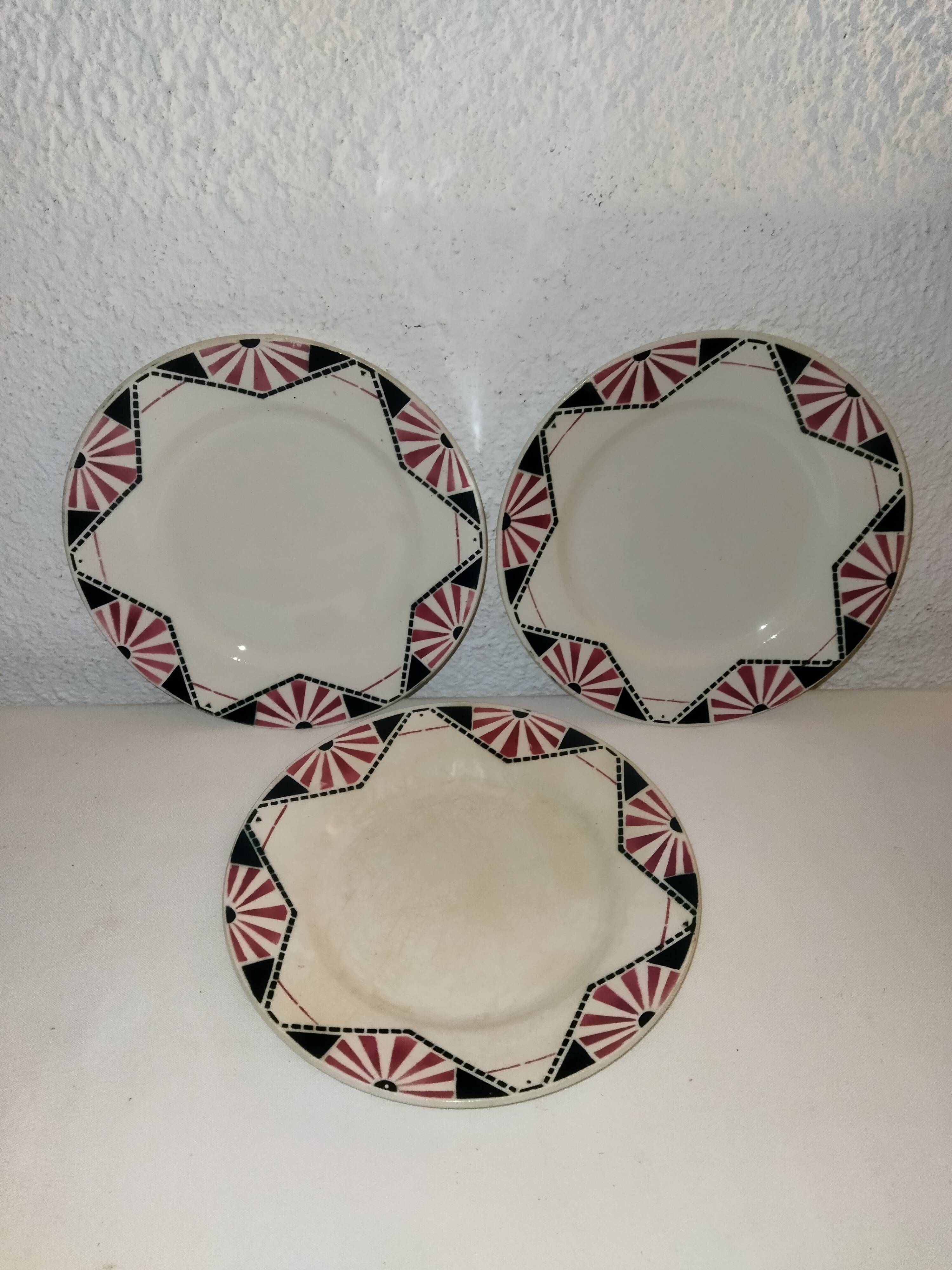 9 vintage dessert plates with Art Deco decor