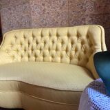 Small padded toad bench