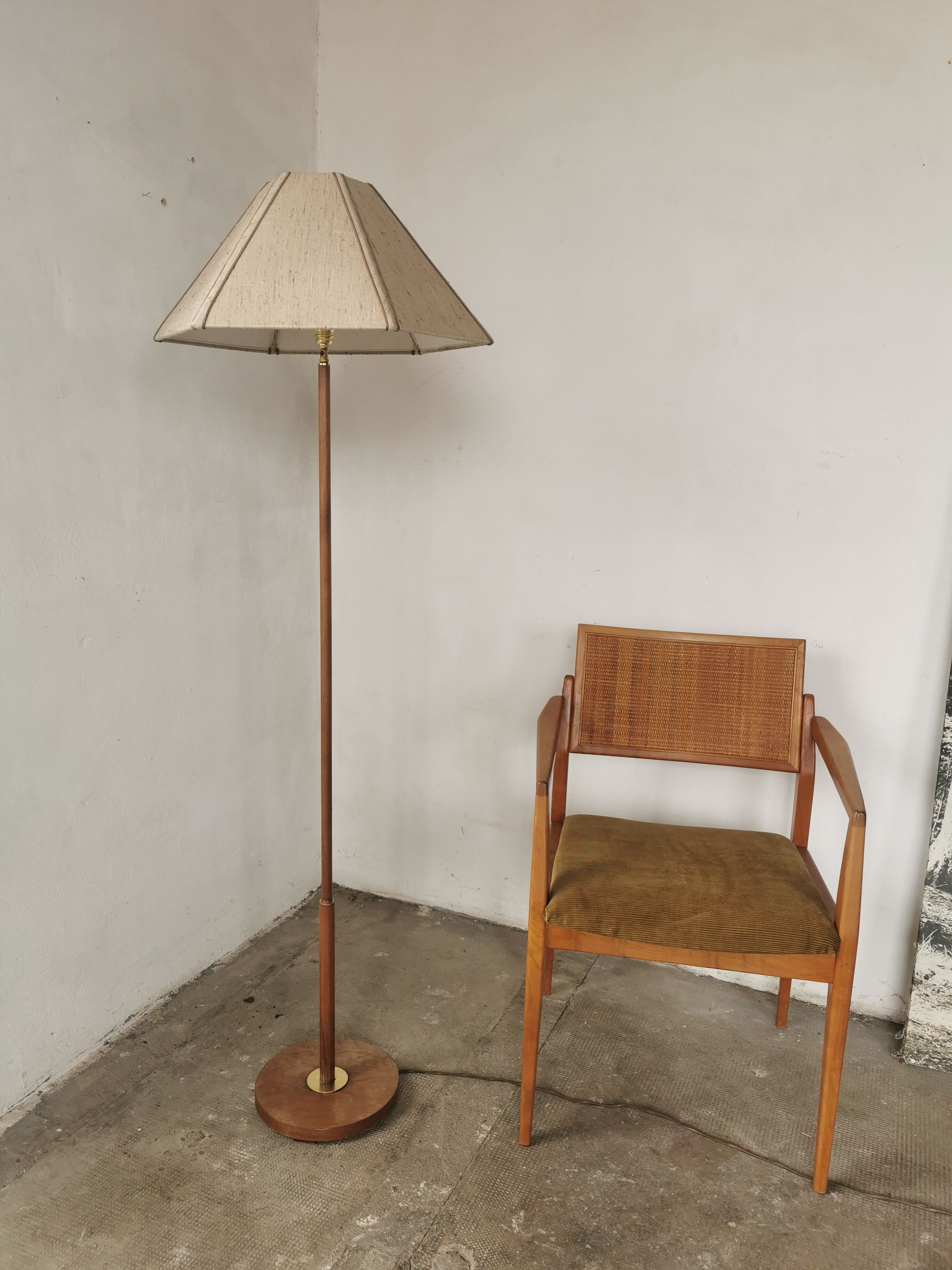 Scandinavian floor lamp 1960, wood and brass