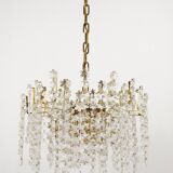 Bakalowits Vienne Lustre en laiton plaqué or avec cristaux en forme de flocons de neige, années 1970