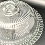 Presentation dish with transparent glass bell