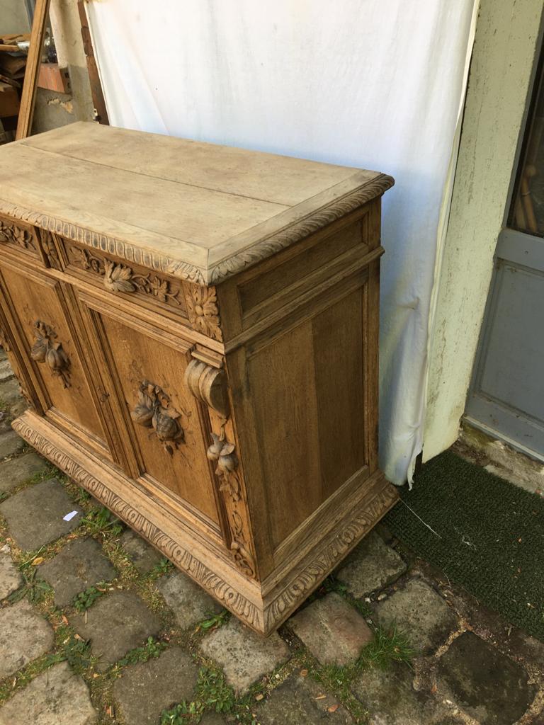 Buffet in oak lightened rustic Henri II