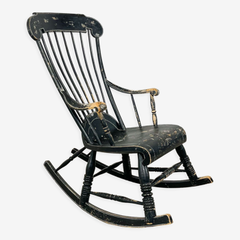 Rocking-chair suédois antique peinte en noir