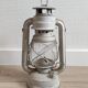 Lampe patinée rétro vintage blanche