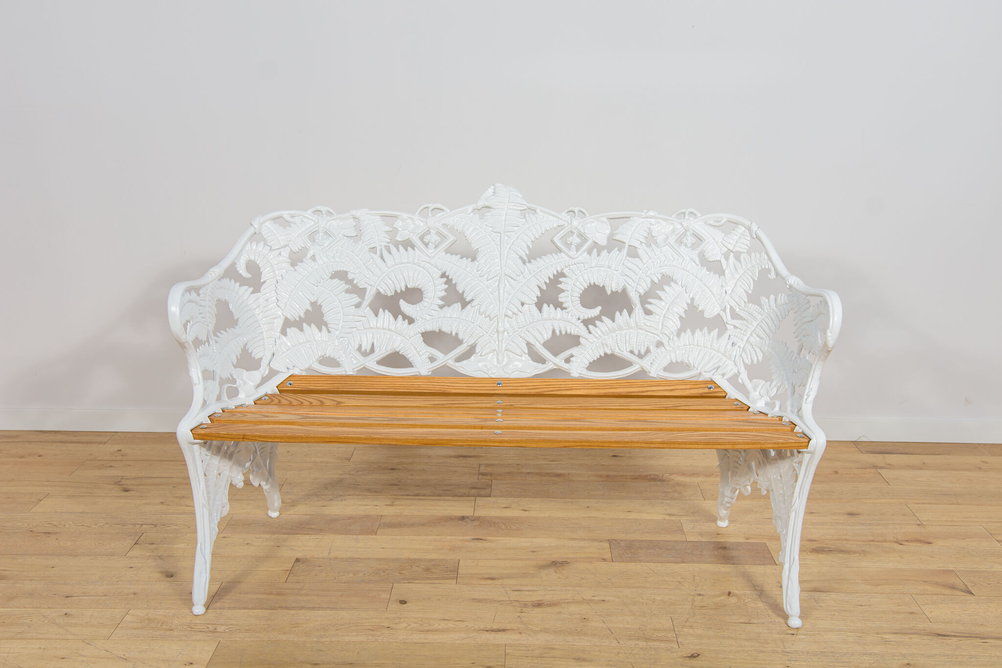 Victorian Style Coalbrookdale Garden Set – Bench and Two Armchairs, United Kingdom, 1950s, Set of 3