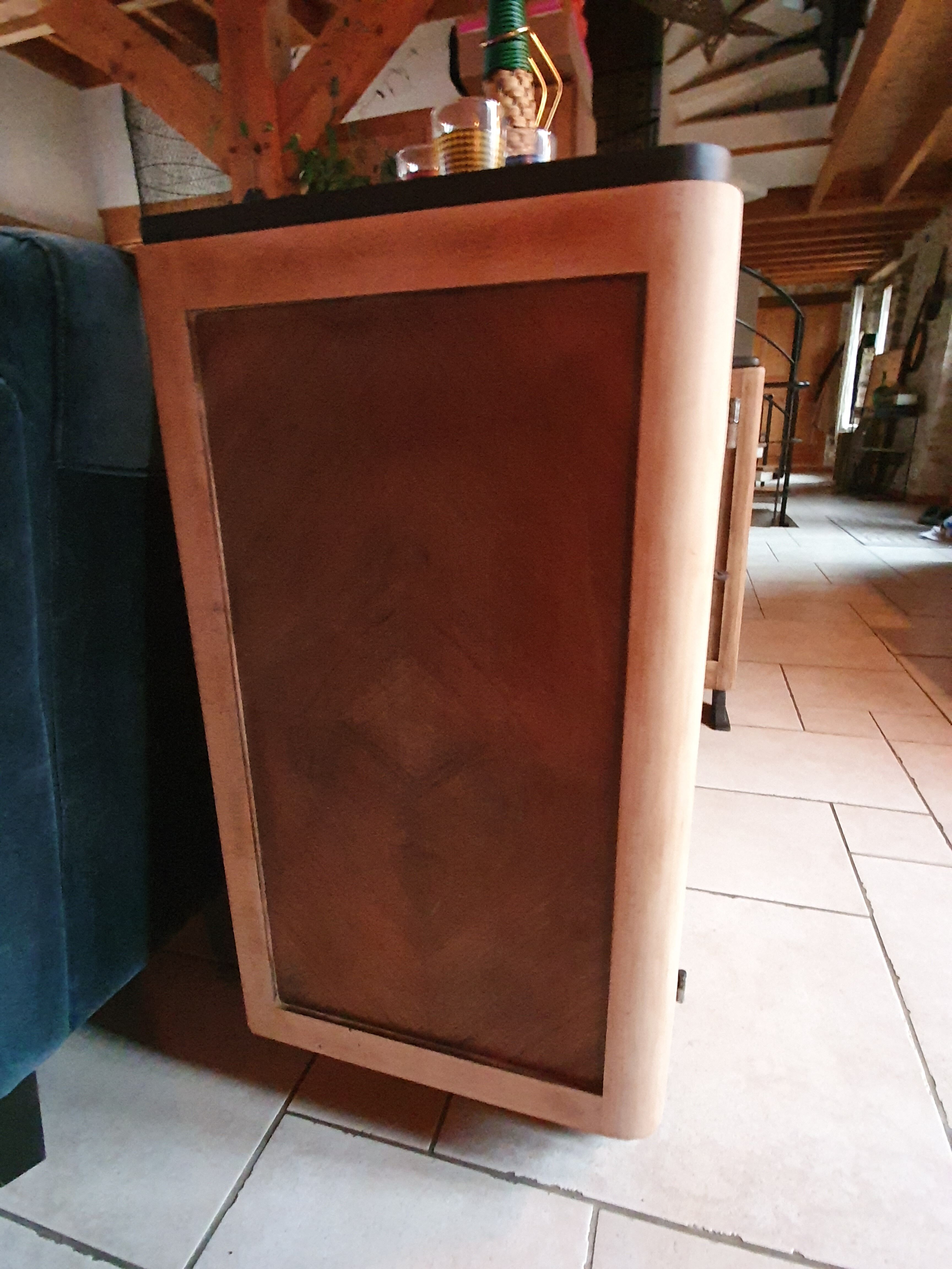 Art Deco bar furniture