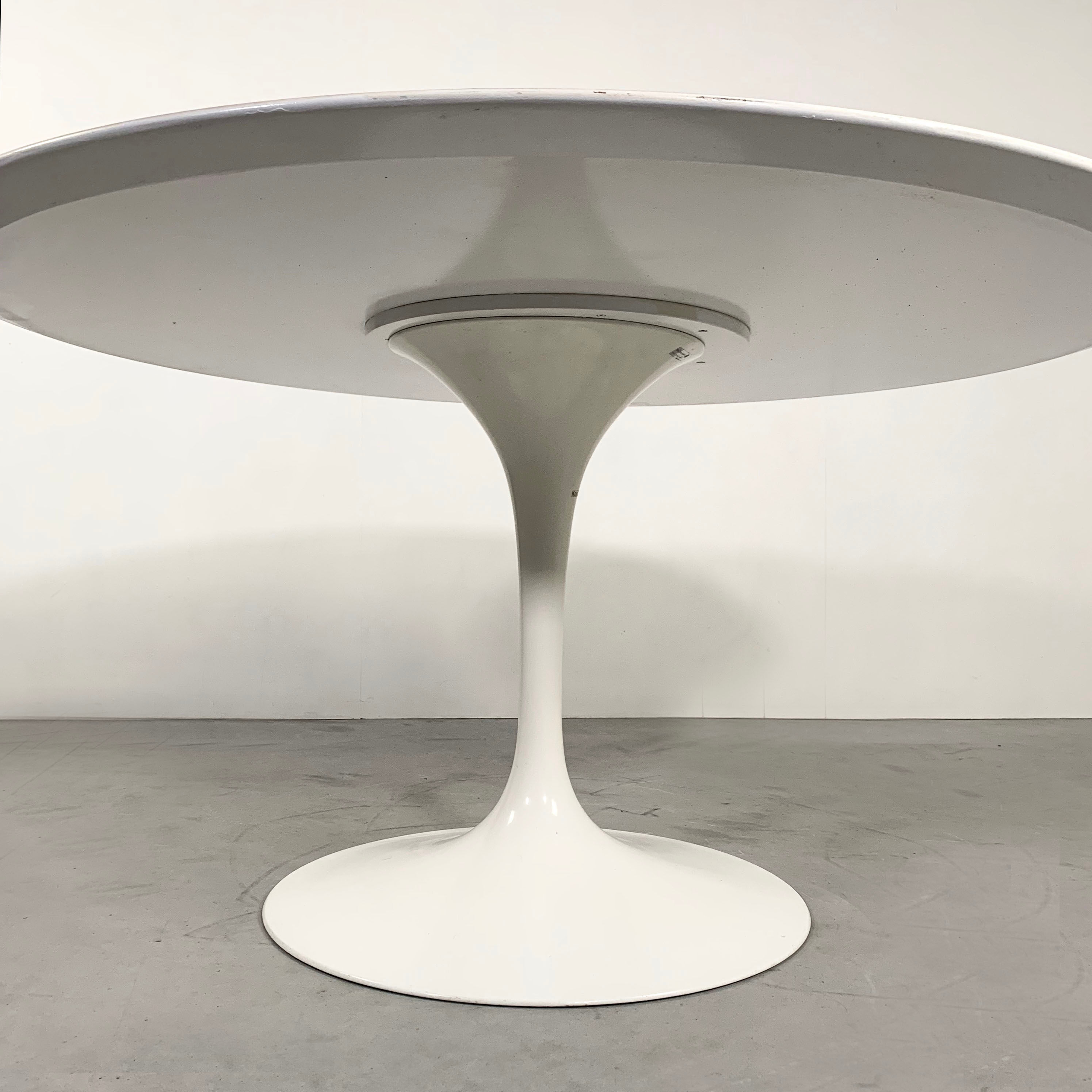 Tulip laminated table 140 cm by Eero Saarinen for Knoll, 1960