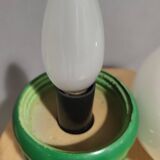 Lampe  à poser ,globe opaline et bois vert laqué vintage, 1980