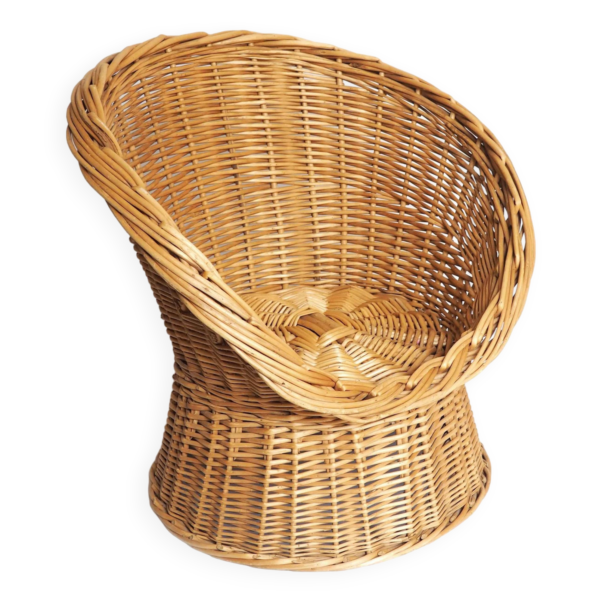 Children's rattan basket armchair