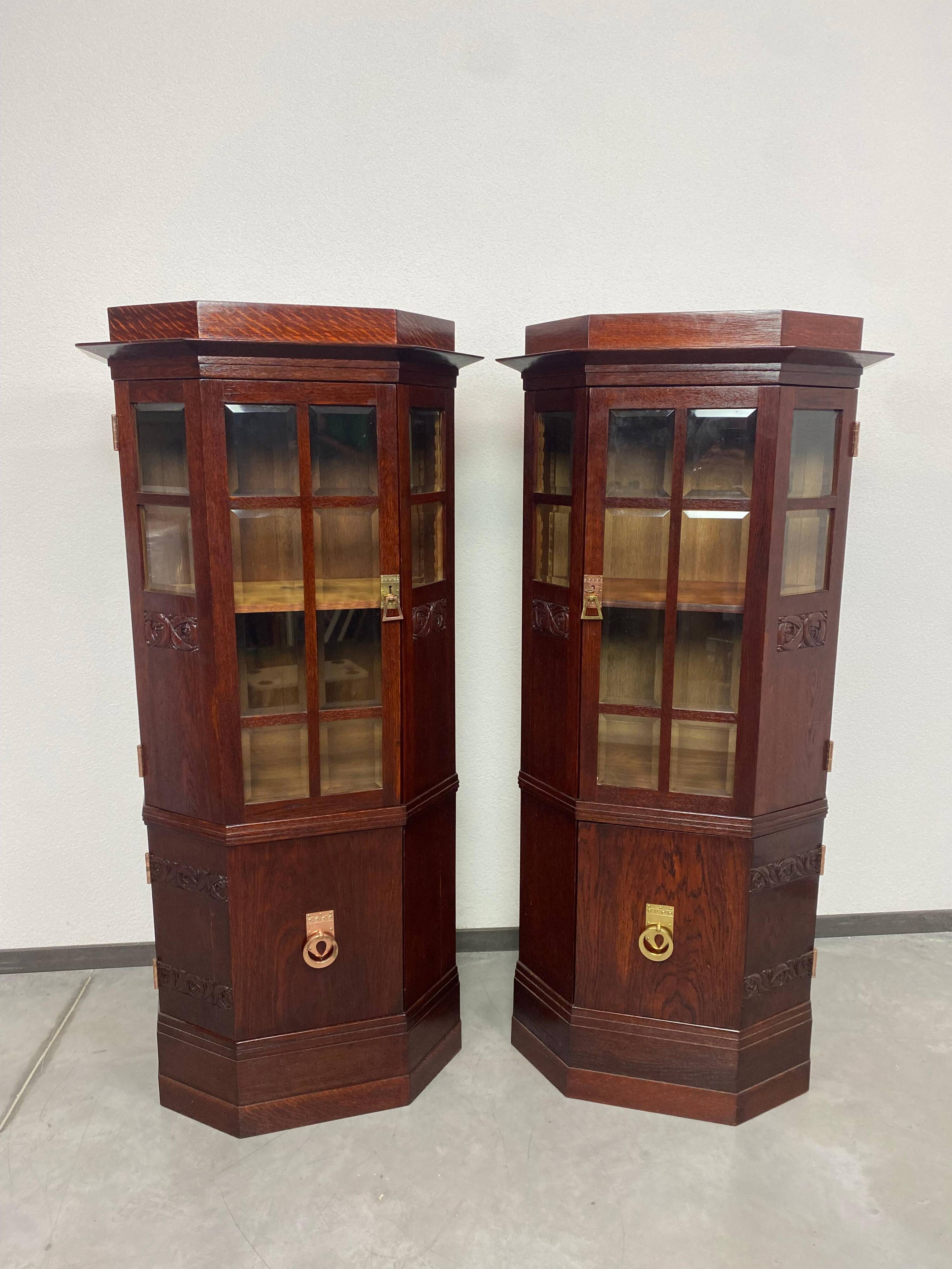 Vitrines Jugendstil dans le style de Joseph Maria Olbrich