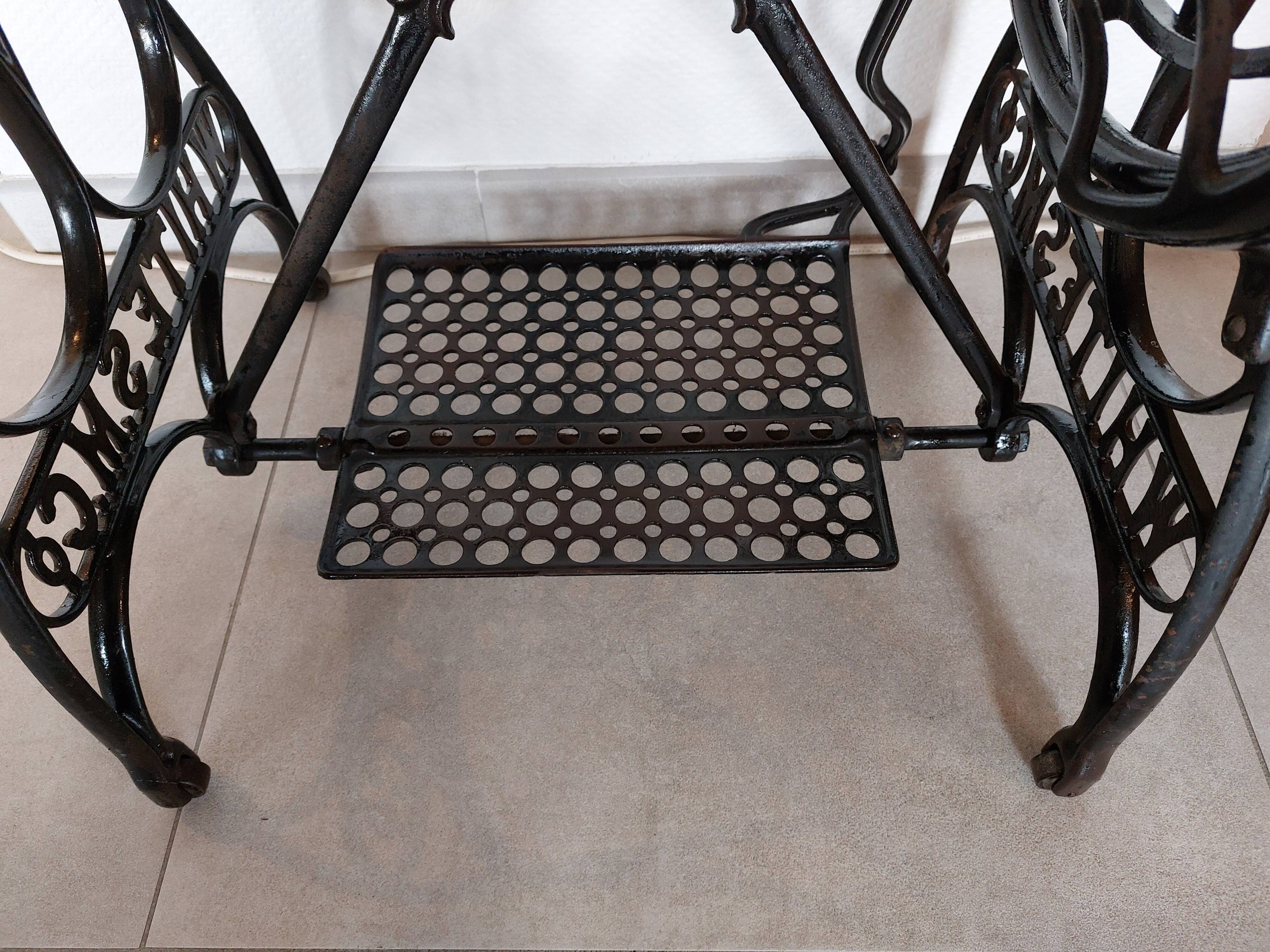 Sewing machine stand console