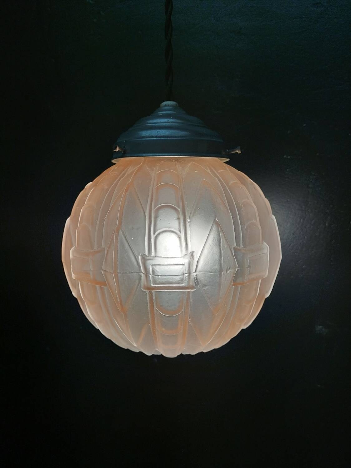 Art Deco glass suspension