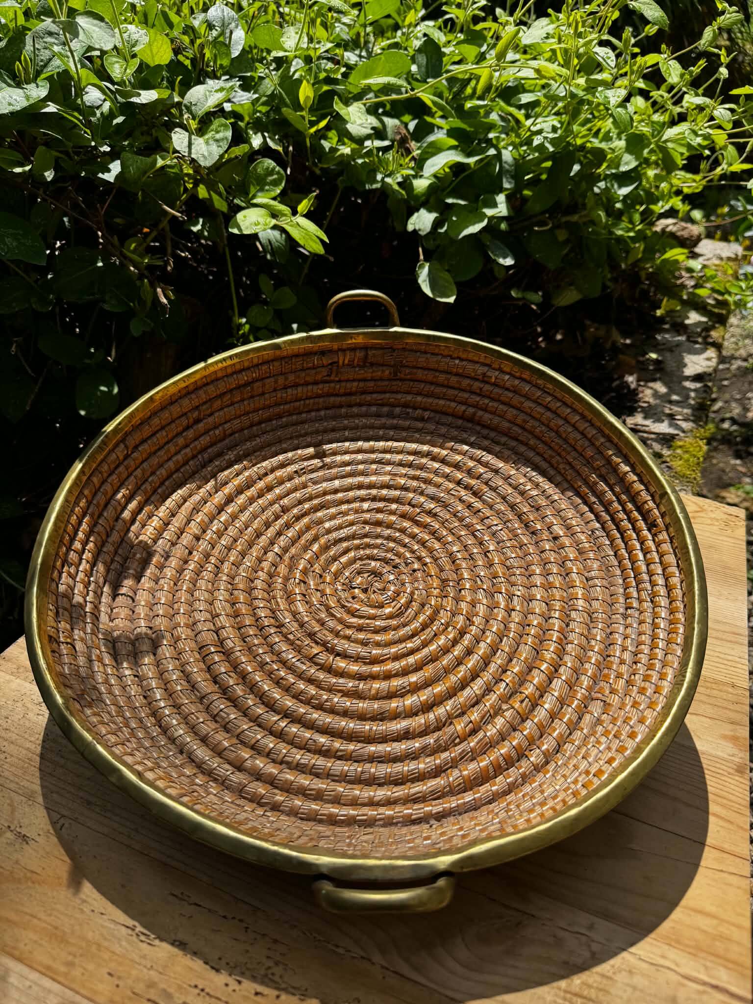 Wicker and brass table centrepiece in the style of Gabriella Crespi from the 1960s.