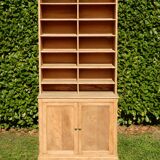 Superbe ancien meuble de métier à casiers et placard en chêne massif