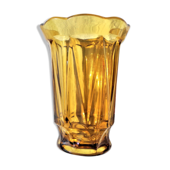 Vase of the 1960s in glass color amber vintage