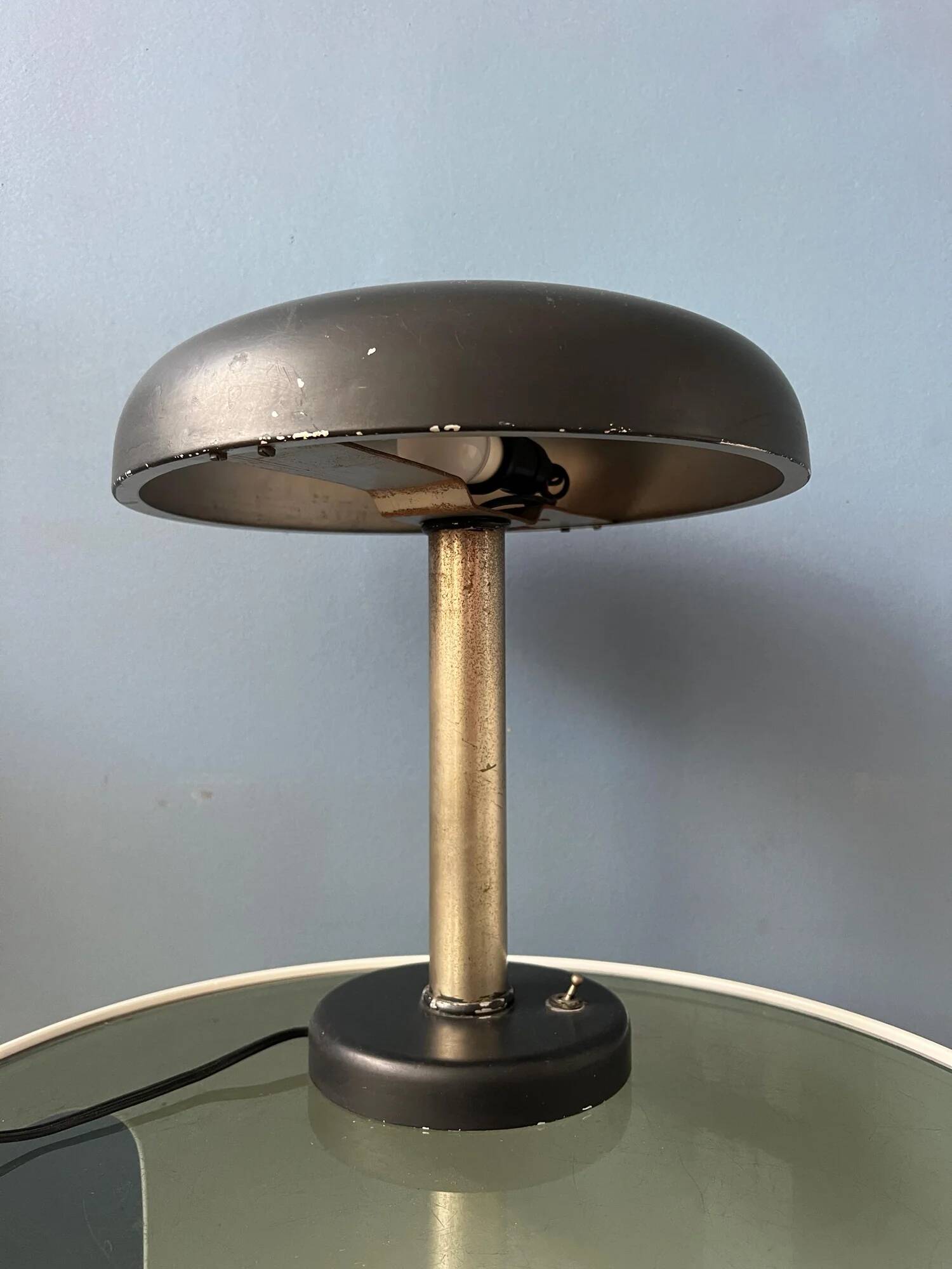 Lampe de bureau Bauhaus noire originale des années 30