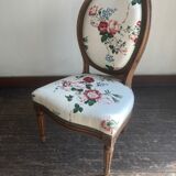 Nursing chair medallion Louis XVI 19th Sanderson chintz with flowers