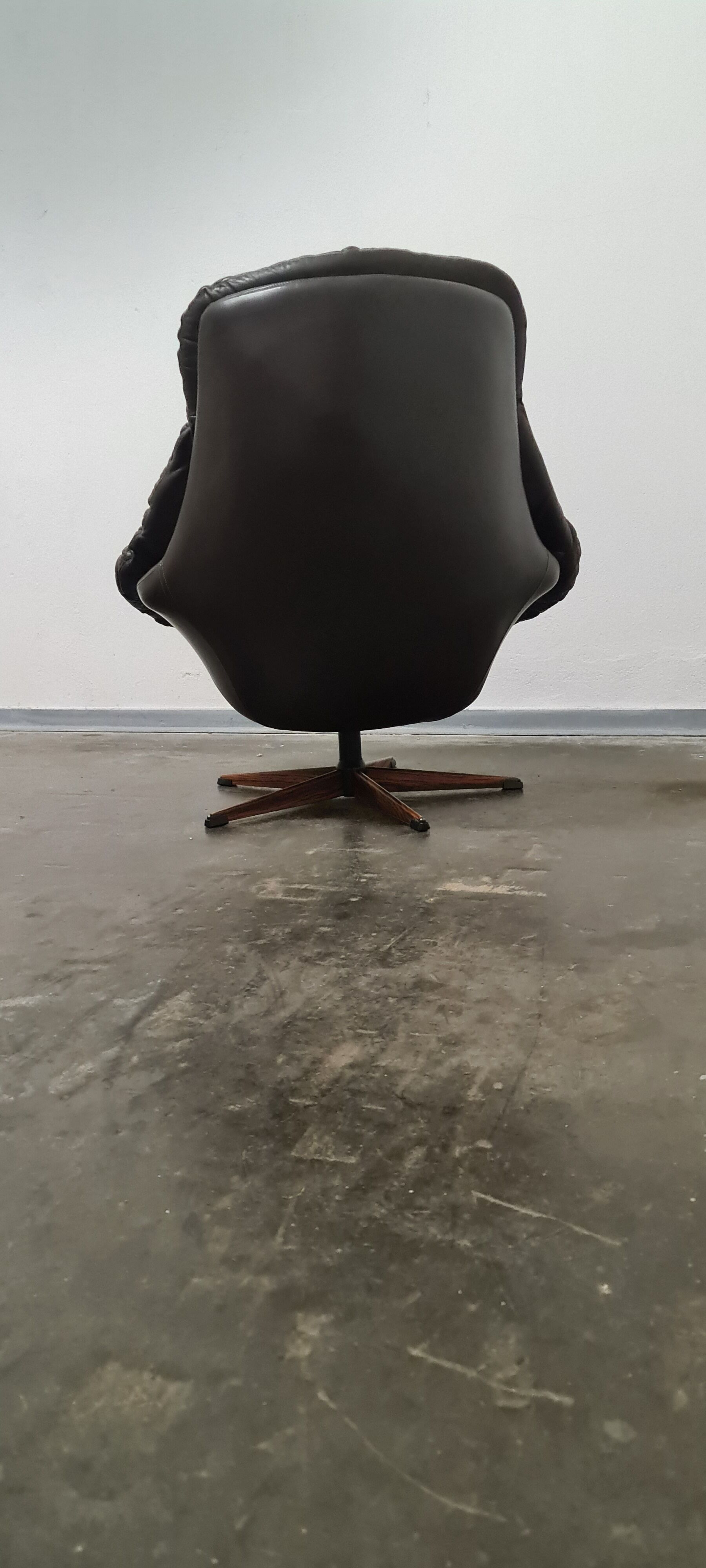 Vintage Danish design arm chair by Bramin