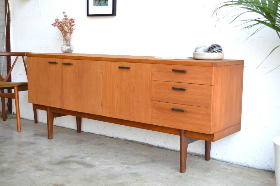 Enfilade par Uniflex en teck & cuir 183 cm