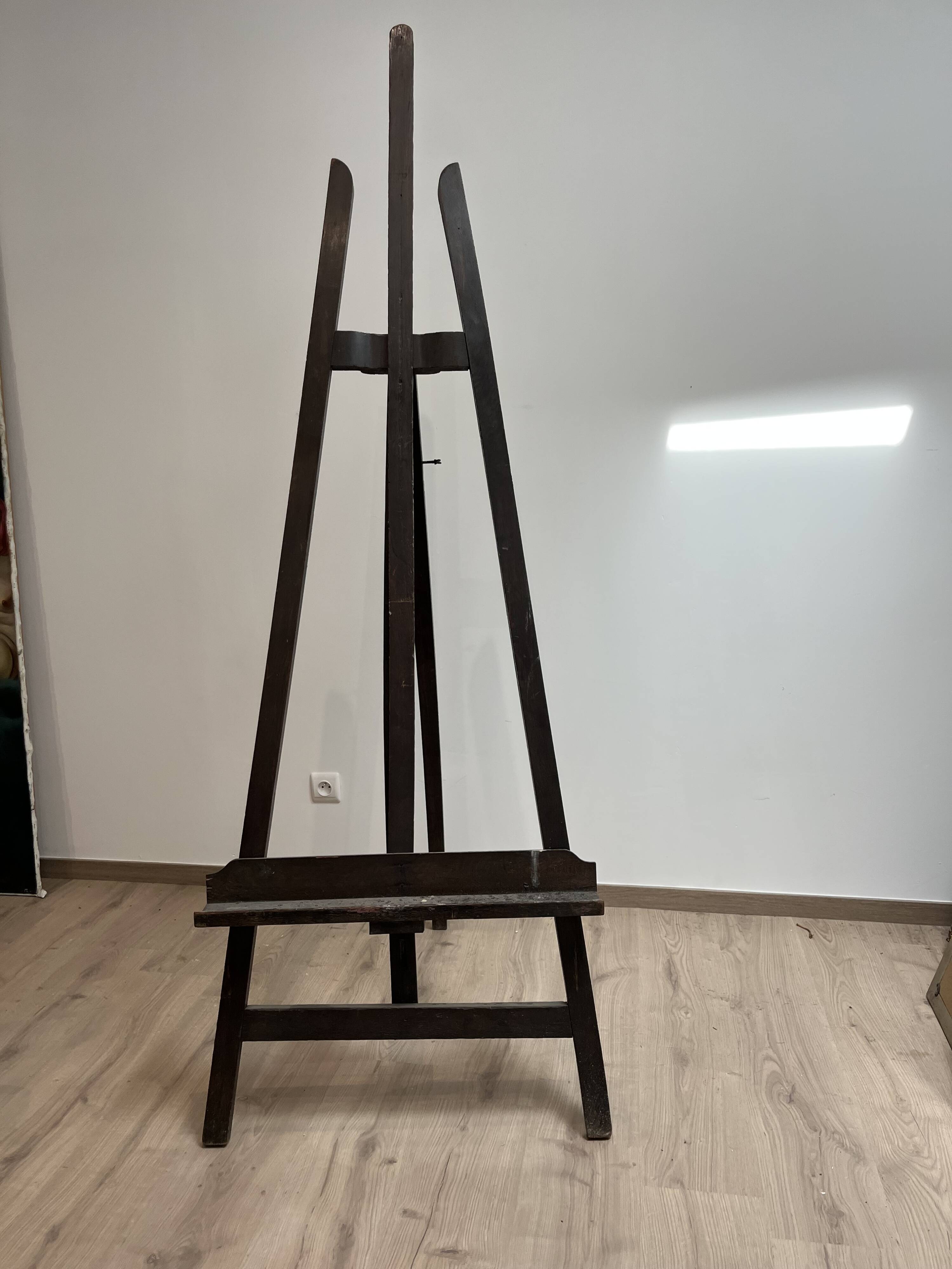 Chevalet De Peintre Ancien En Bois Sur Roulettes - Idéal Atelier, Vintage, Stable
