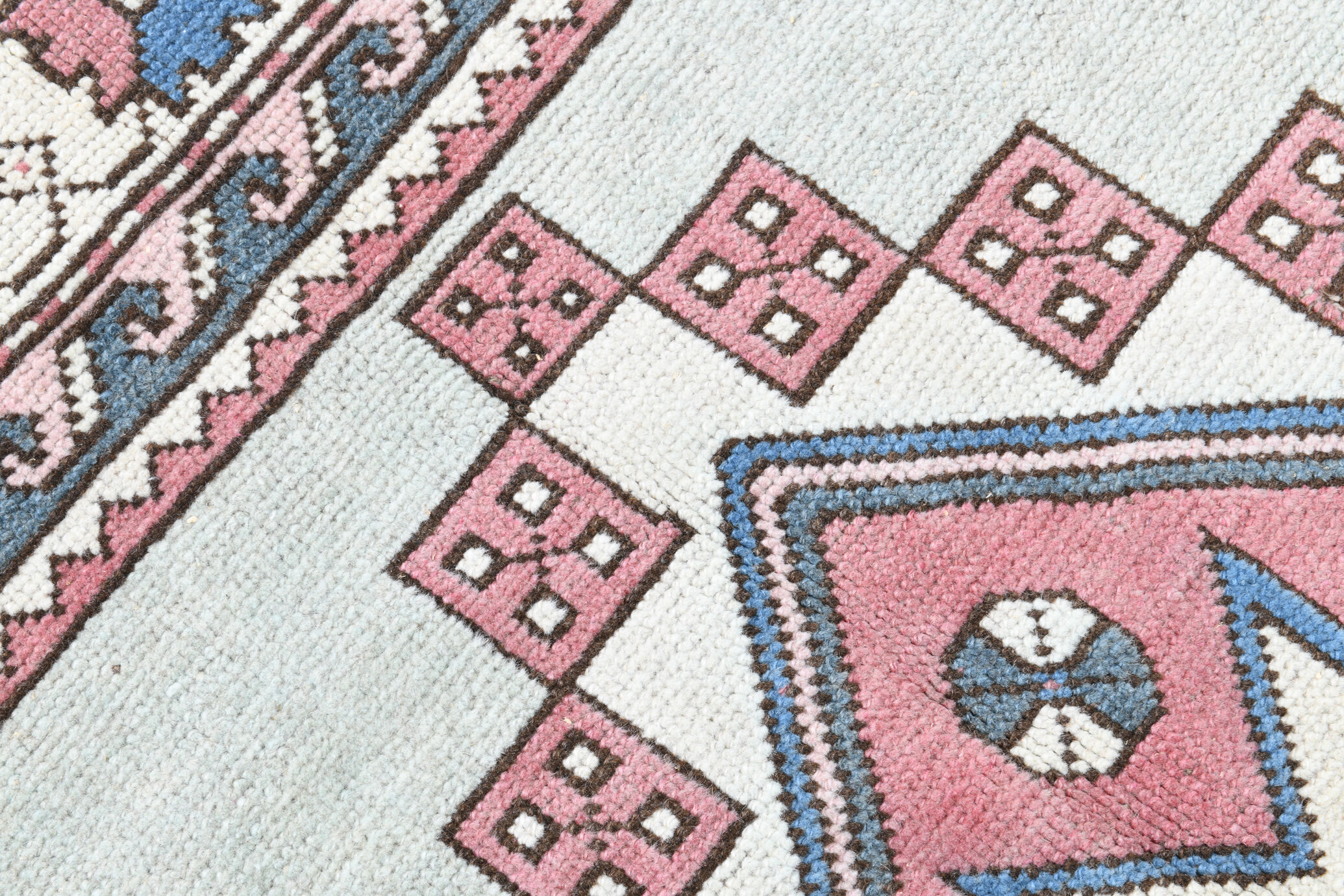 Tapis Oushak en laine fait à la main