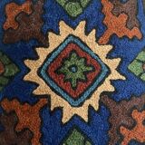 Housse de coussin en laine brodé à la main 40x40 cm