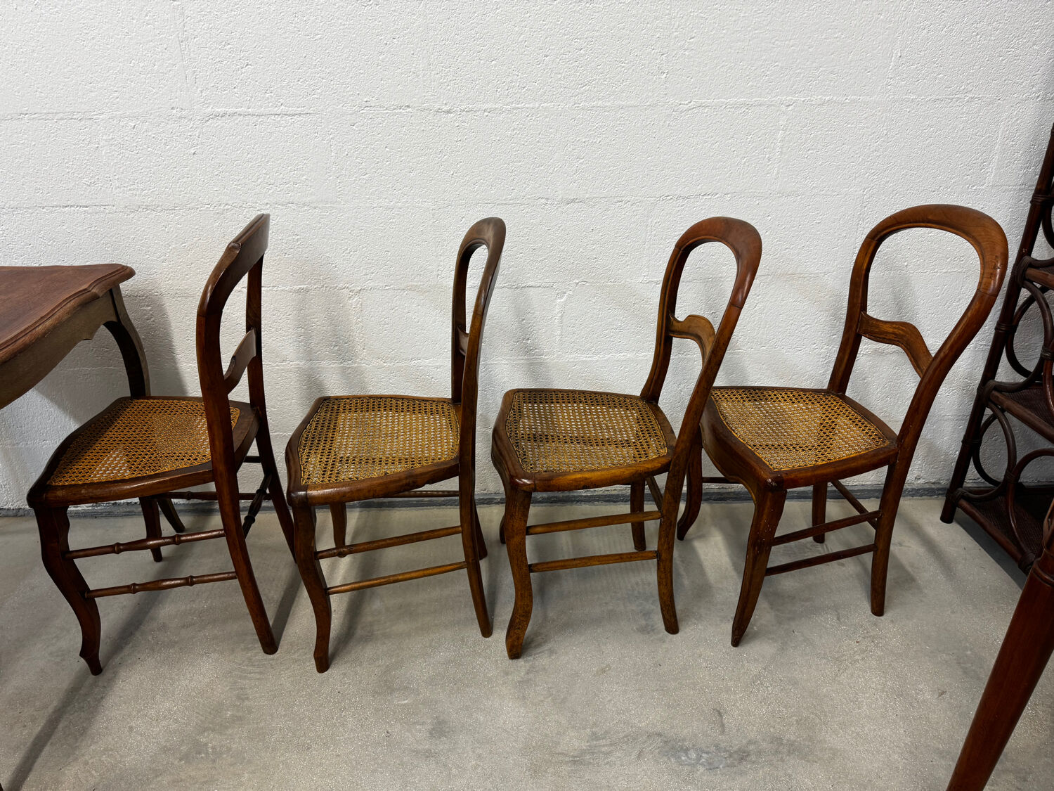 Lot de 4 chaises en cannage et bois Louis Philippe