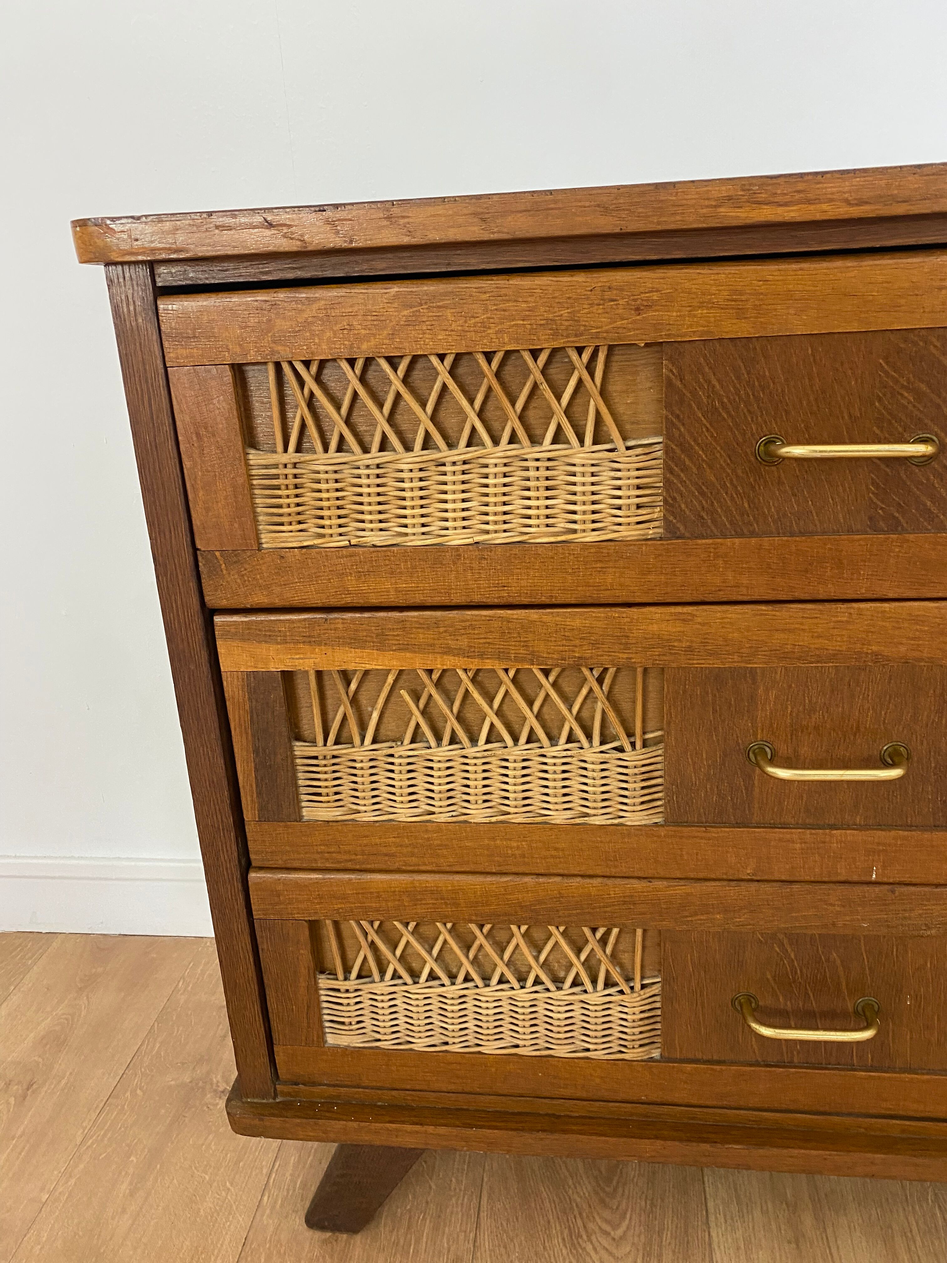 Vintage dresser rattan compass feet