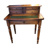 Louis Philippe office with financial