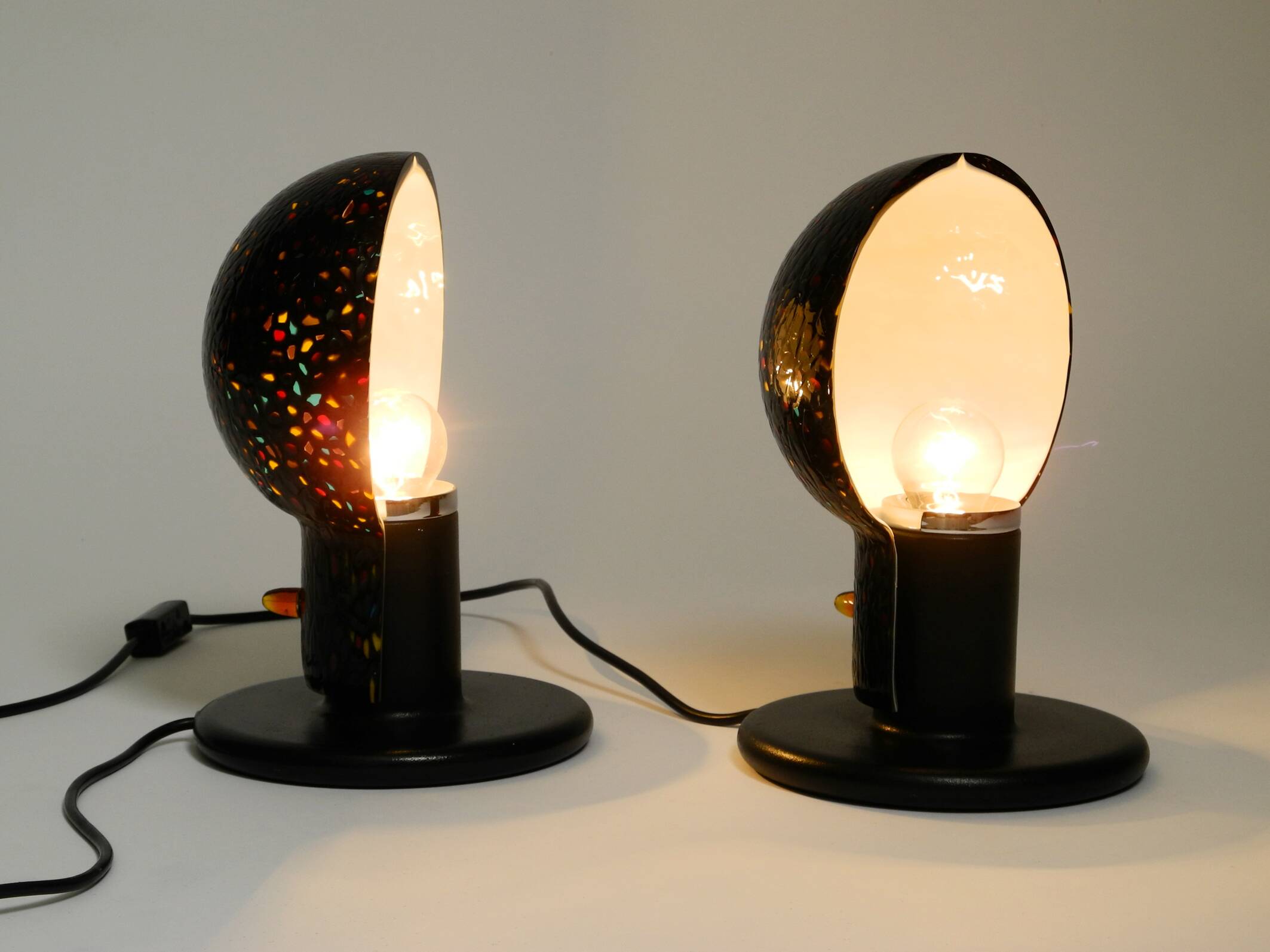 Pair of large 1980s Italian table lamps made of colorful multi-layer Murano