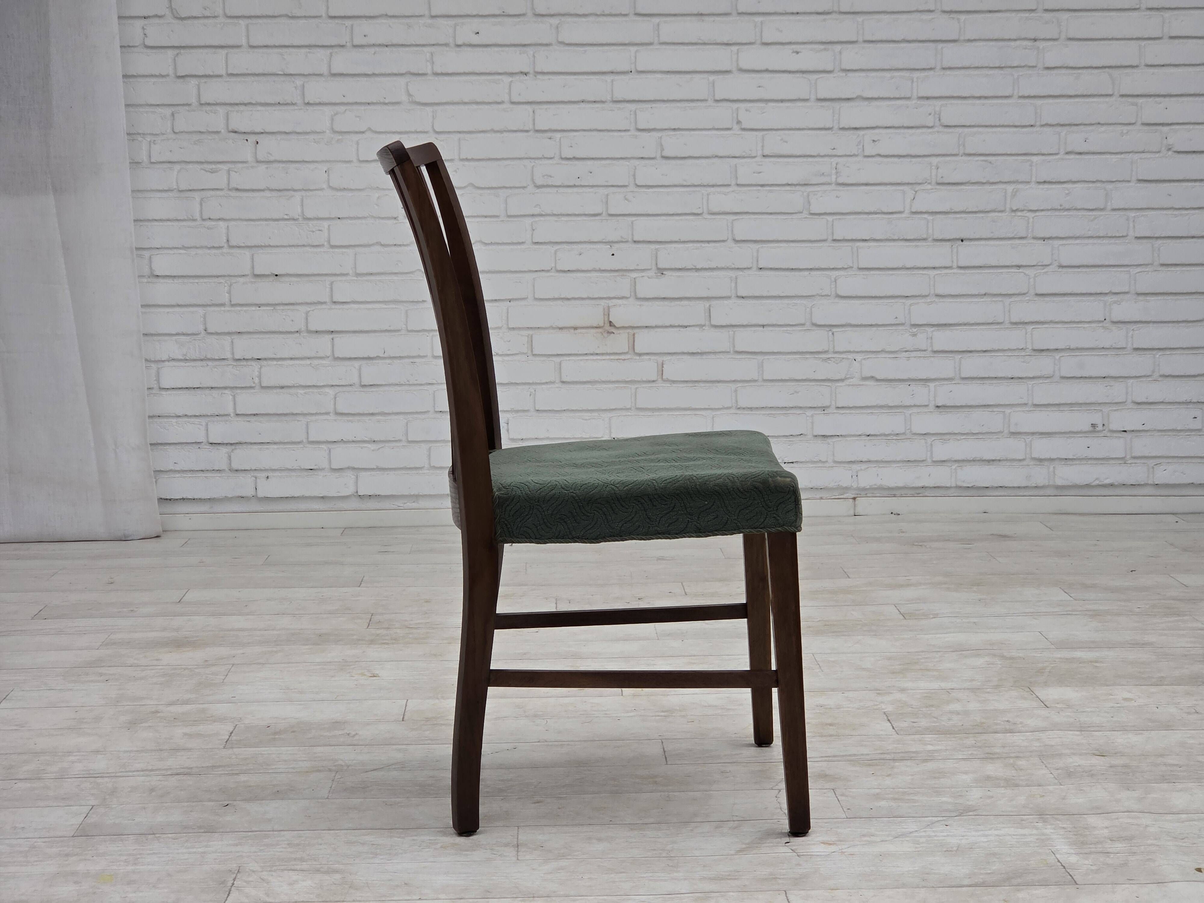 1960s, set of 6 Danish dining chairs, furniture wool, oak wood.