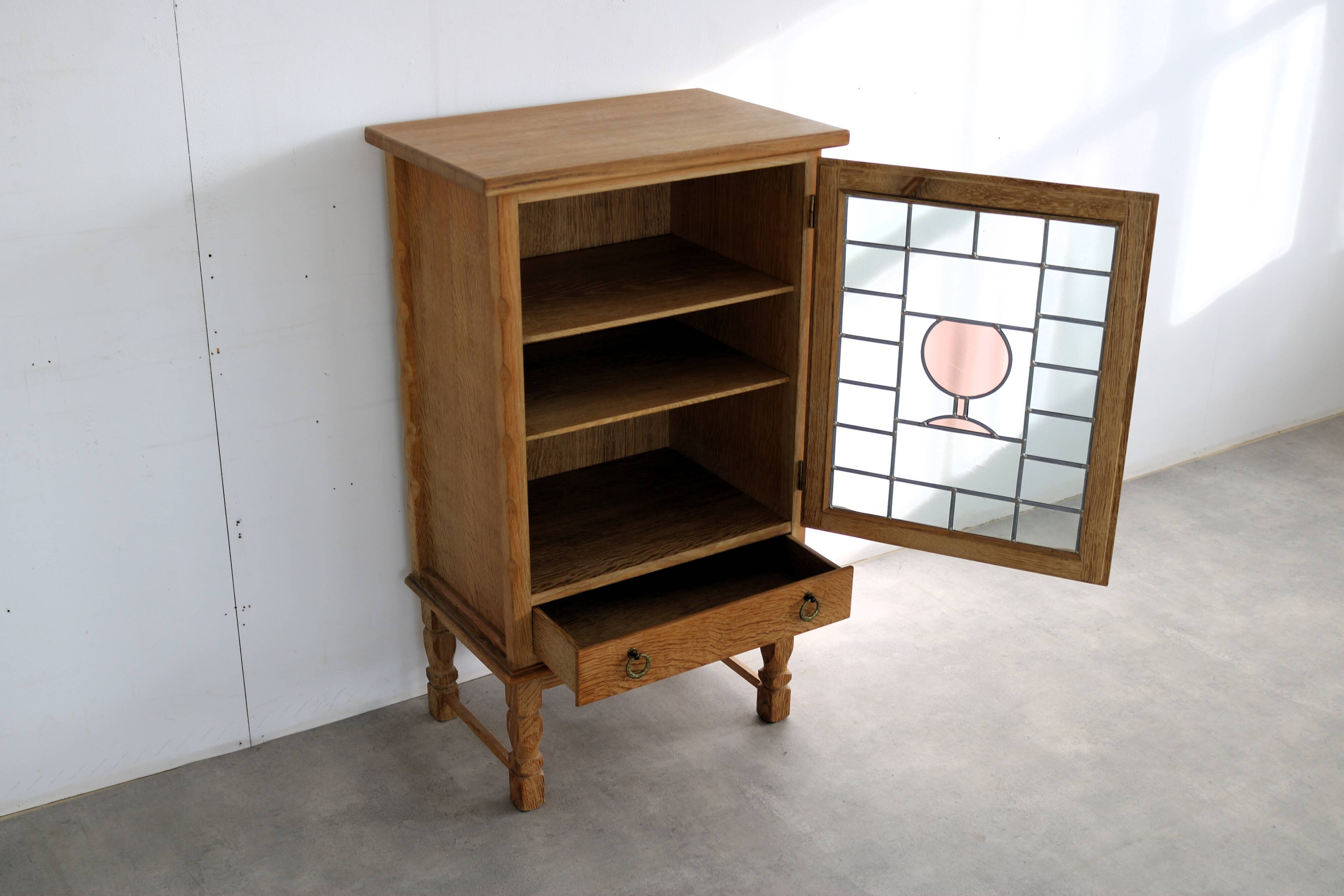 Table de chevet vintage en chêne Kjaernulf